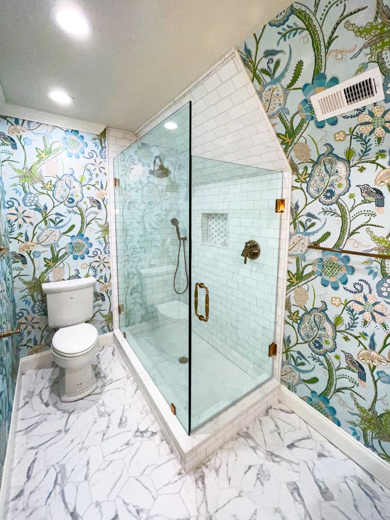 Frameless Shower with Marble Floor